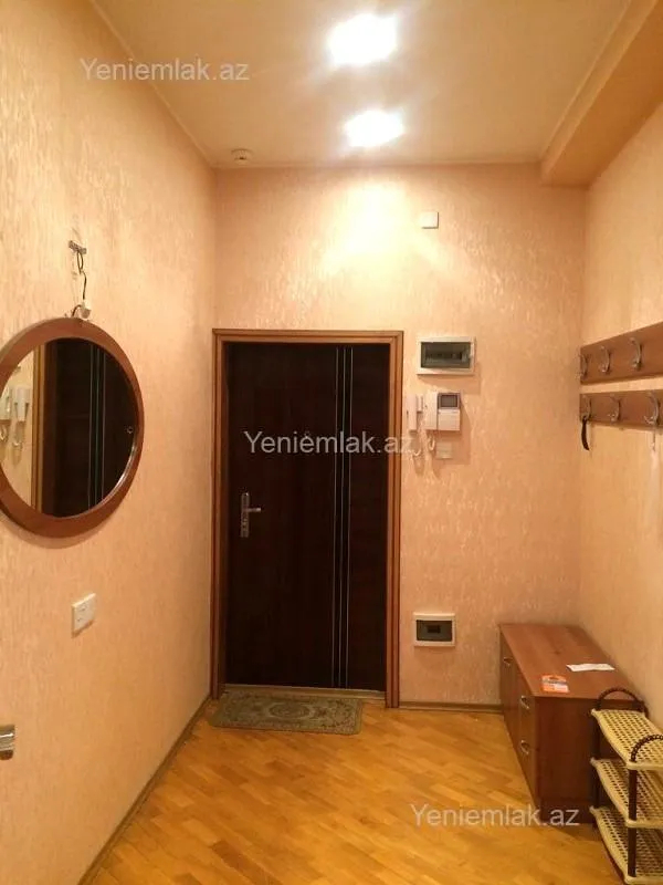 Satılır 3 otaqlı yeni tikili 105 m²