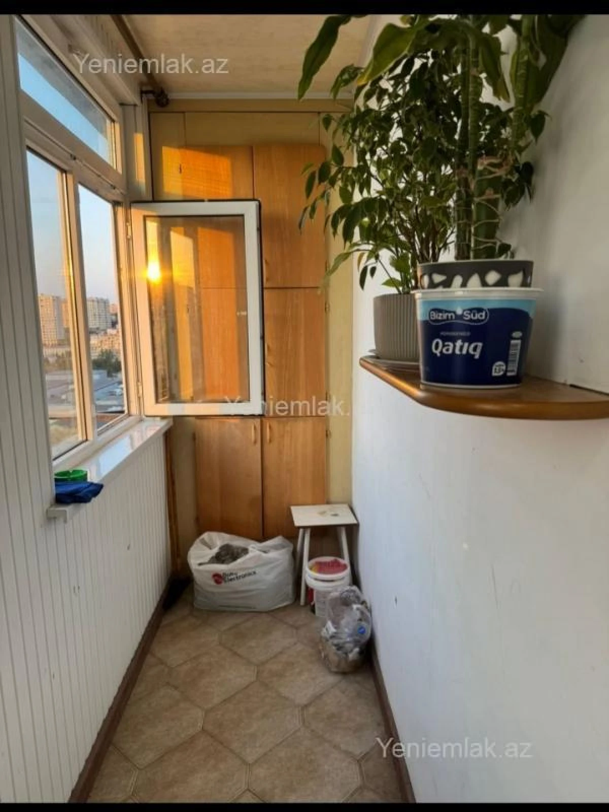 Satılır 3 otaqlı köhnə tikili 85 m²