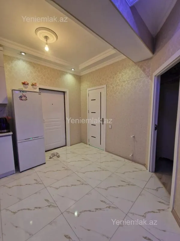 Satılır 2 otaqlı yeni tikili 61 m²