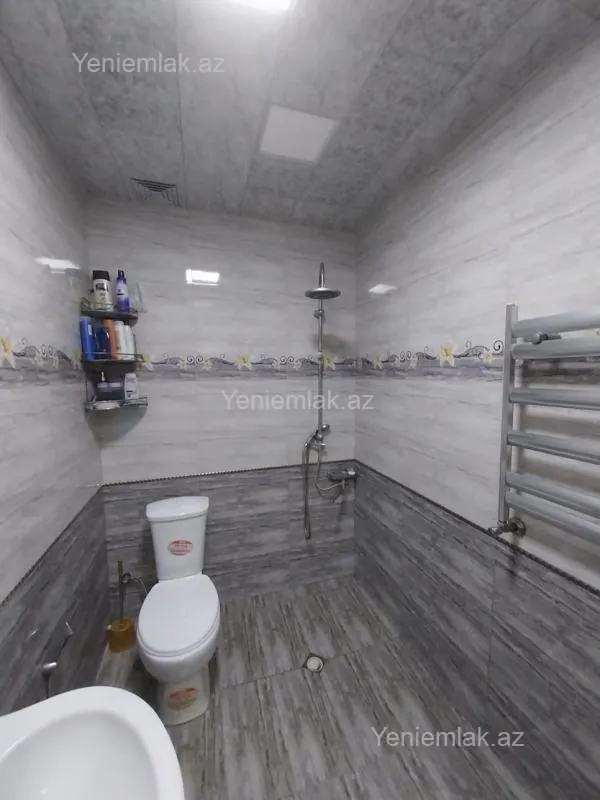 Satılır 2 otaqlı yeni tikili 60 m²