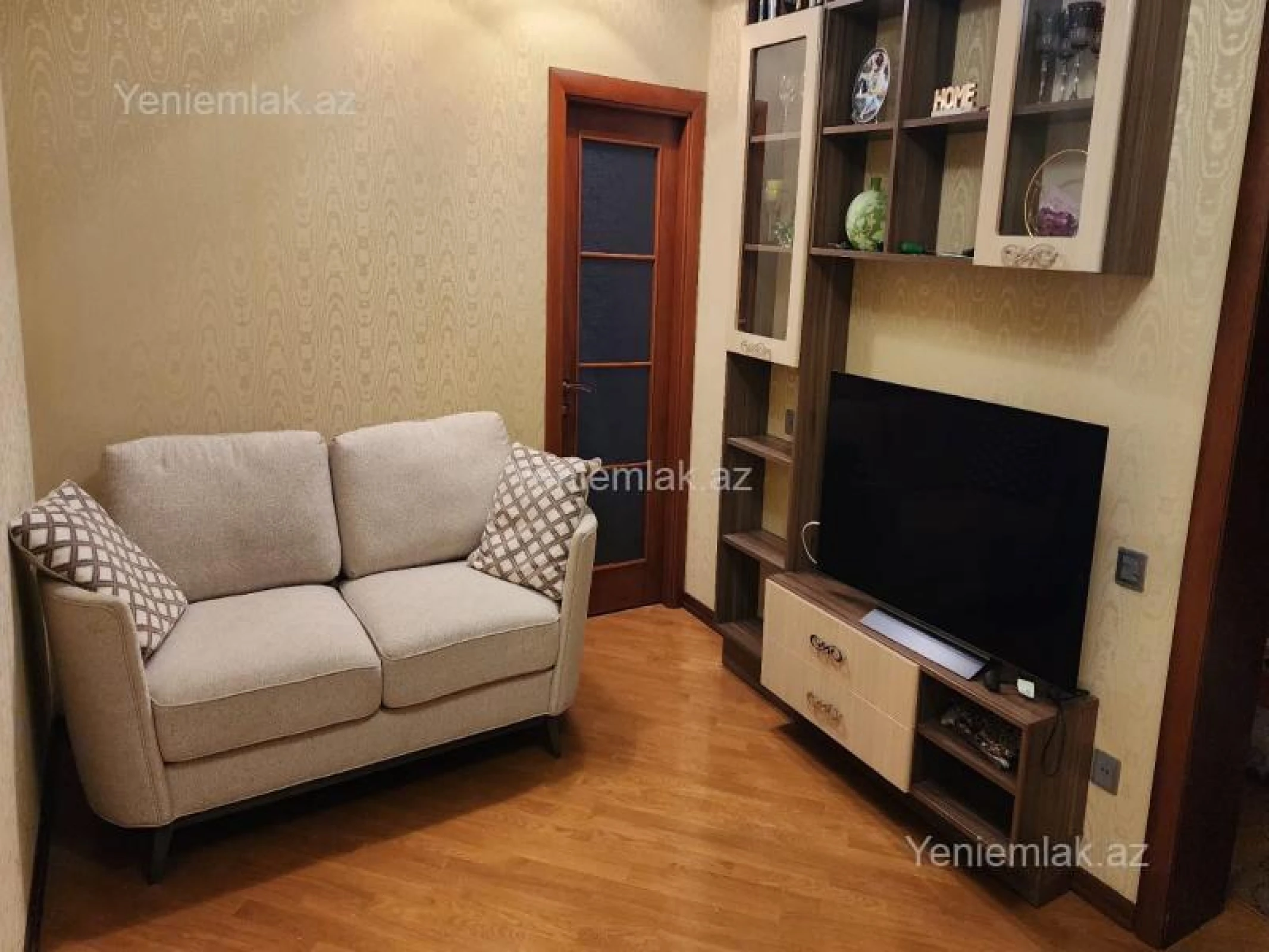 Satılır 3 otaqlı yeni tikili 80 m²