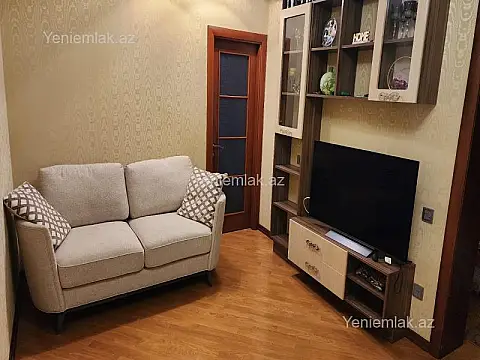 Satılır 3 otaqlı yeni tikili 80 m²
