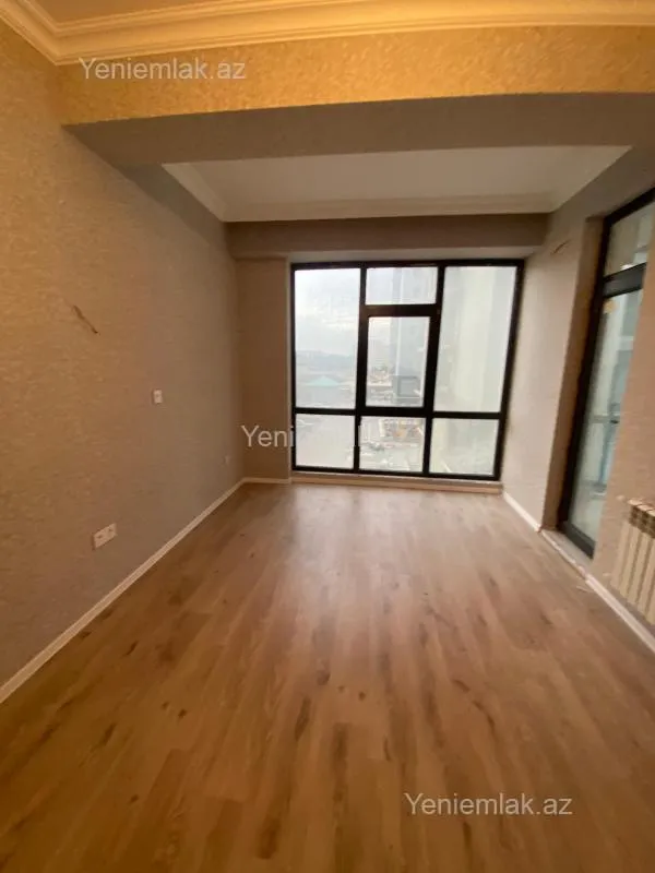 Satılır 3 otaqlı yeni tikili 95 m²
