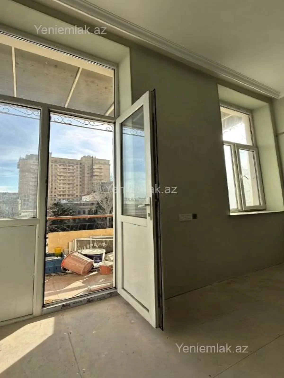 Satılır 3 otaqlı köhnə tikili 80 m²
