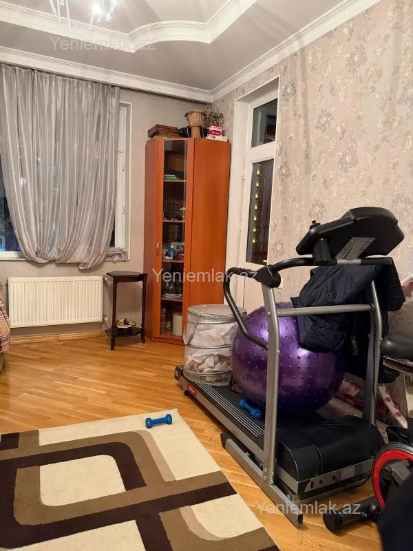 Satılır 4 otaqlı yeni tikili 203 m²