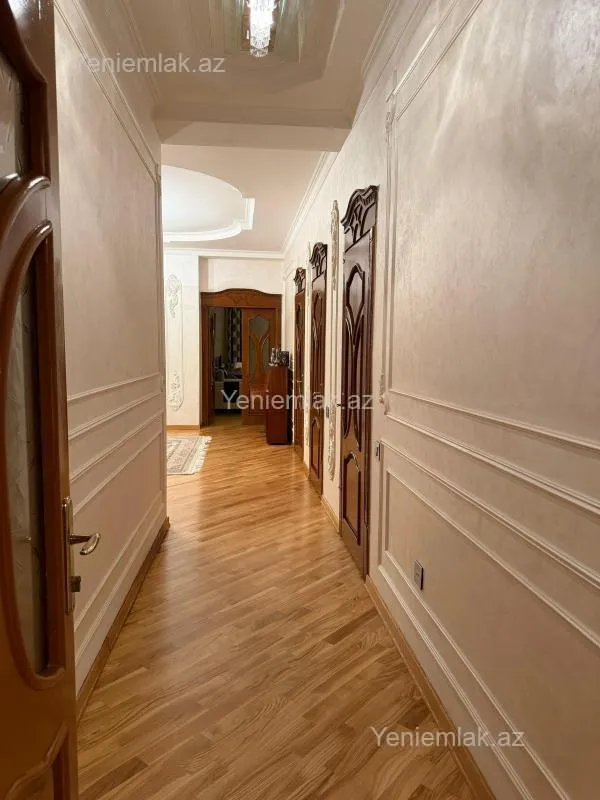 Satılır 4 otaqlı yeni tikili 203 m²