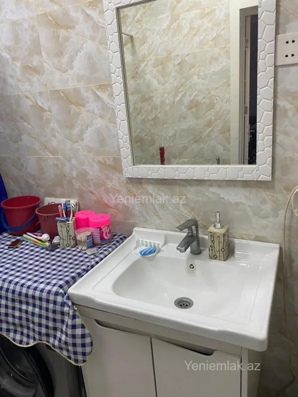 Satılır 2 otaqlı həyət evi 41.6 m²