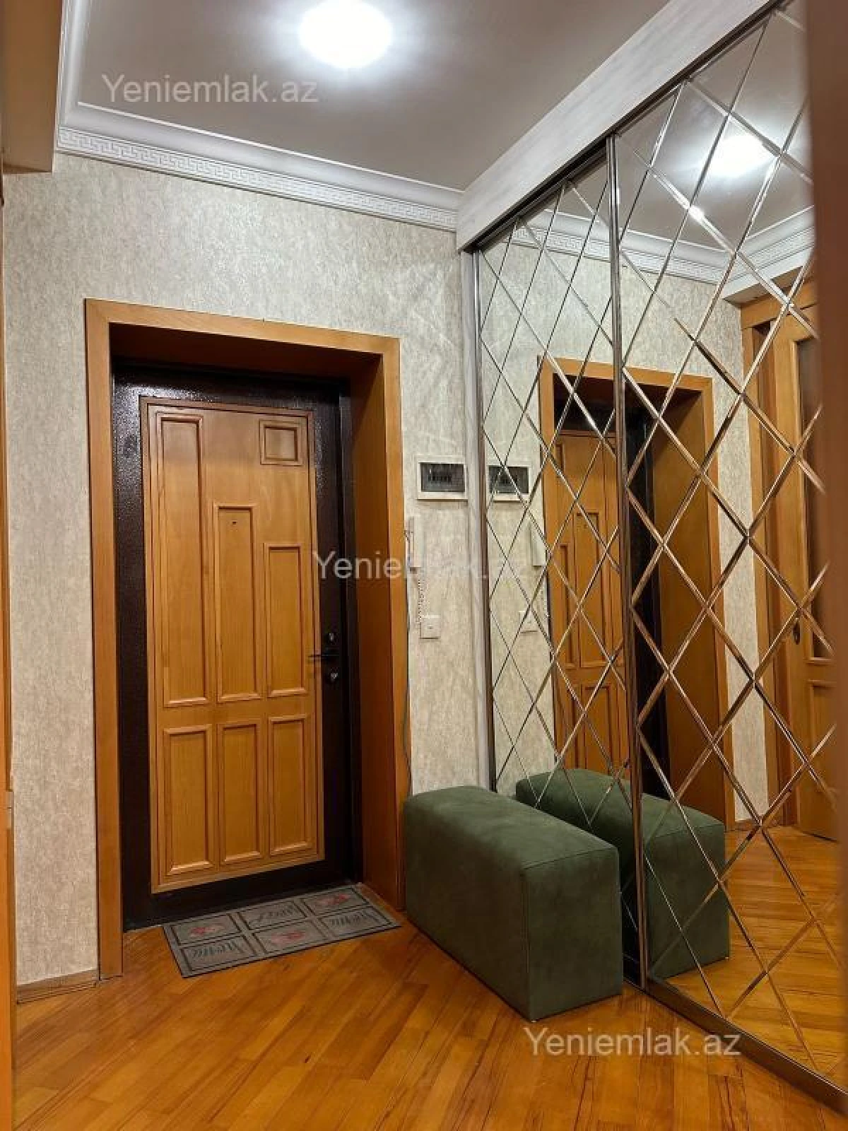 Satılır 3 otaqlı yeni tikili 138 m²