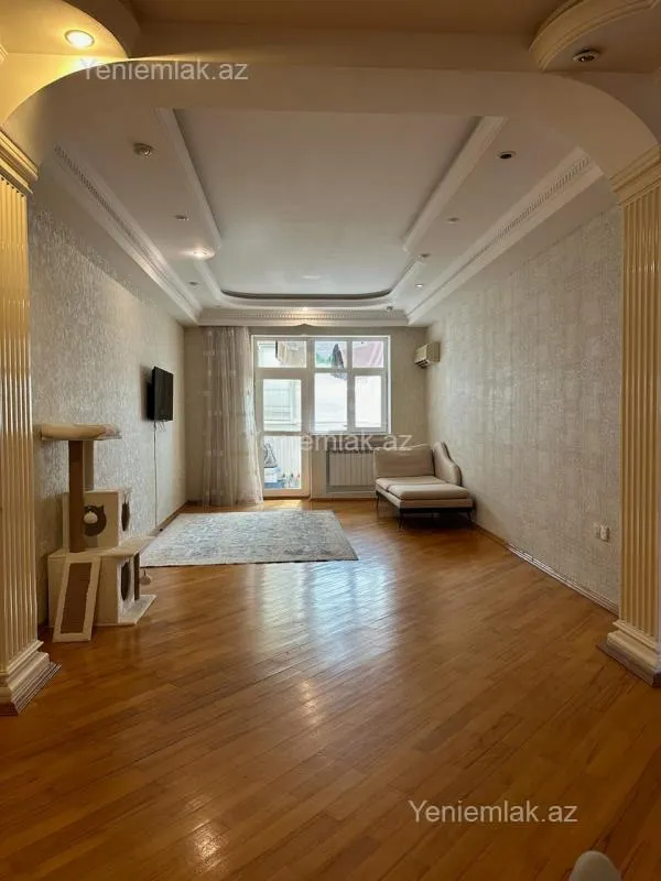 Satılır 3 otaqlı yeni tikili 138 m²