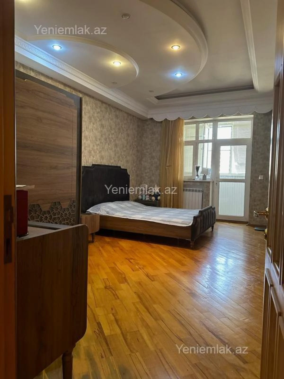 Satılır 3 otaqlı yeni tikili 138 m²