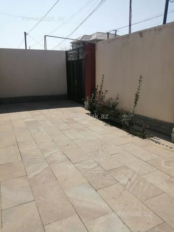 Satılır 3 otaqlı həyət evi 100 m²