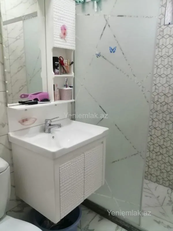 Satılır 3 otaqlı həyət evi 100 m²