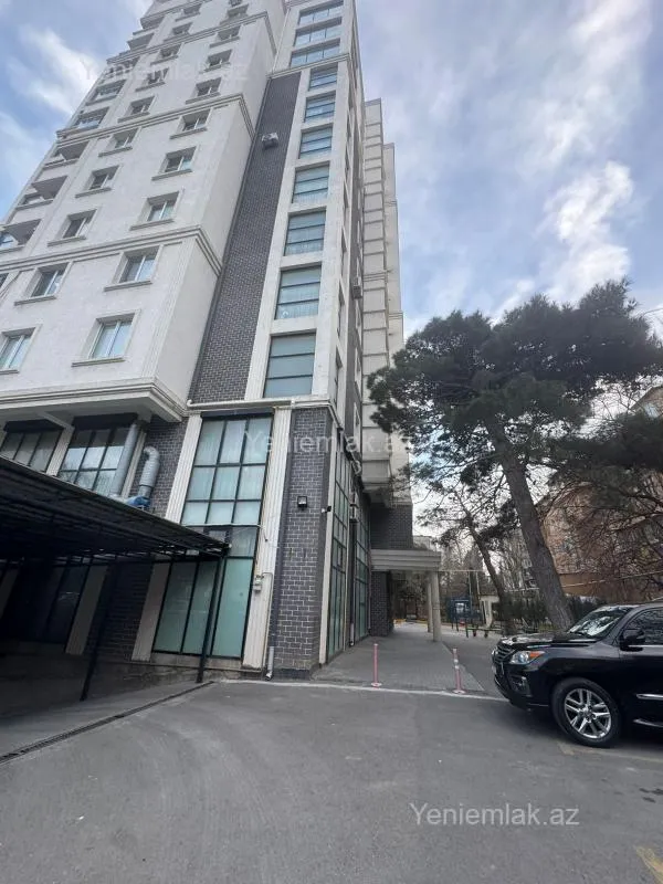 Satılır 3 otaqlı yeni tikili 95 m²