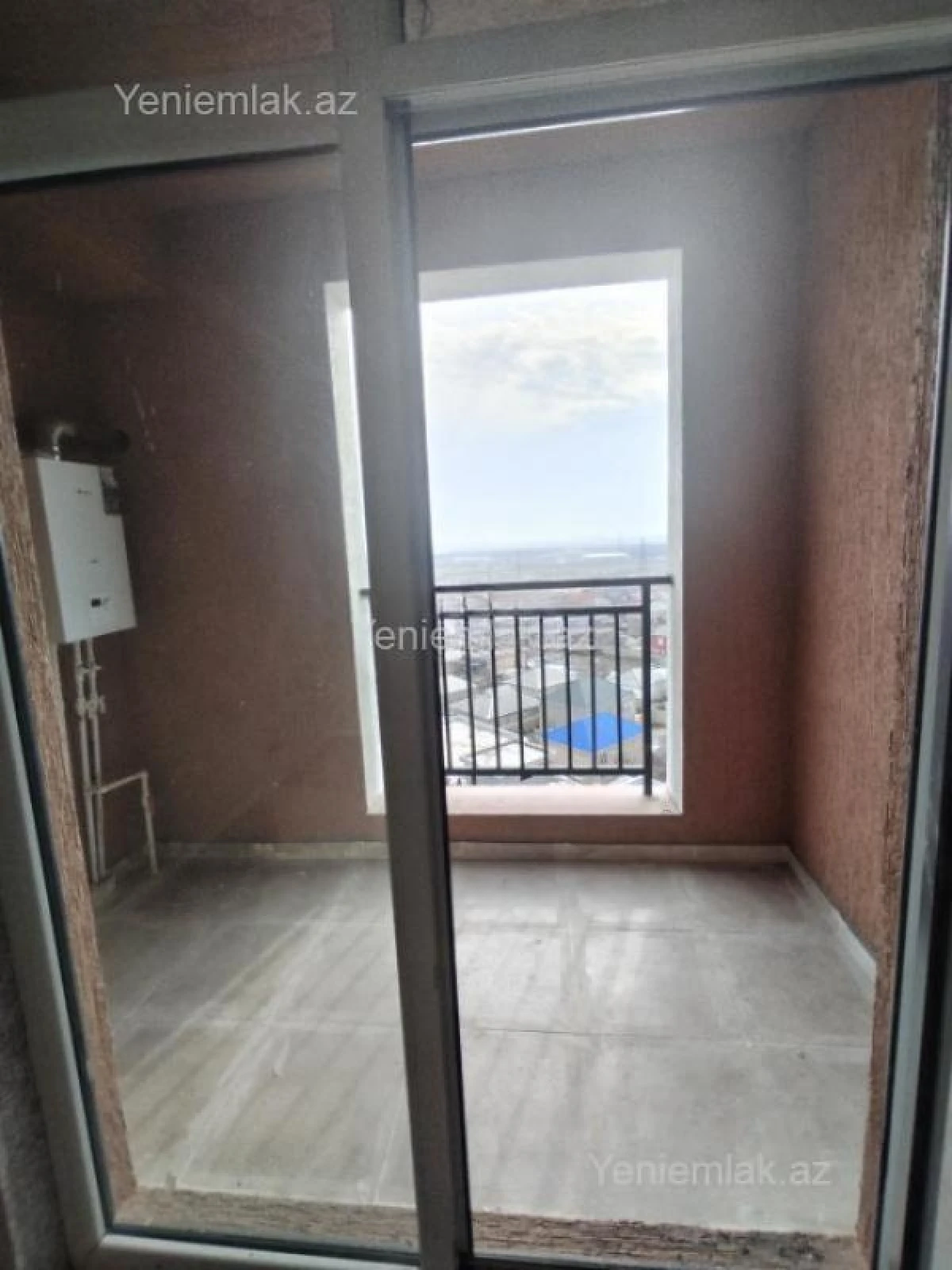Satılır 3 otaqlı yeni tikili 75 m²