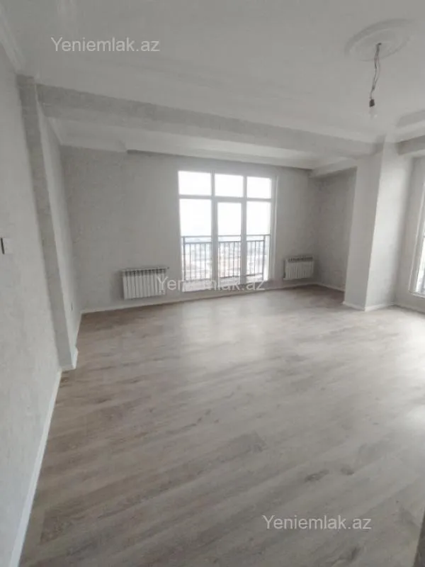 Satılır 3 otaqlı yeni tikili 75 m²