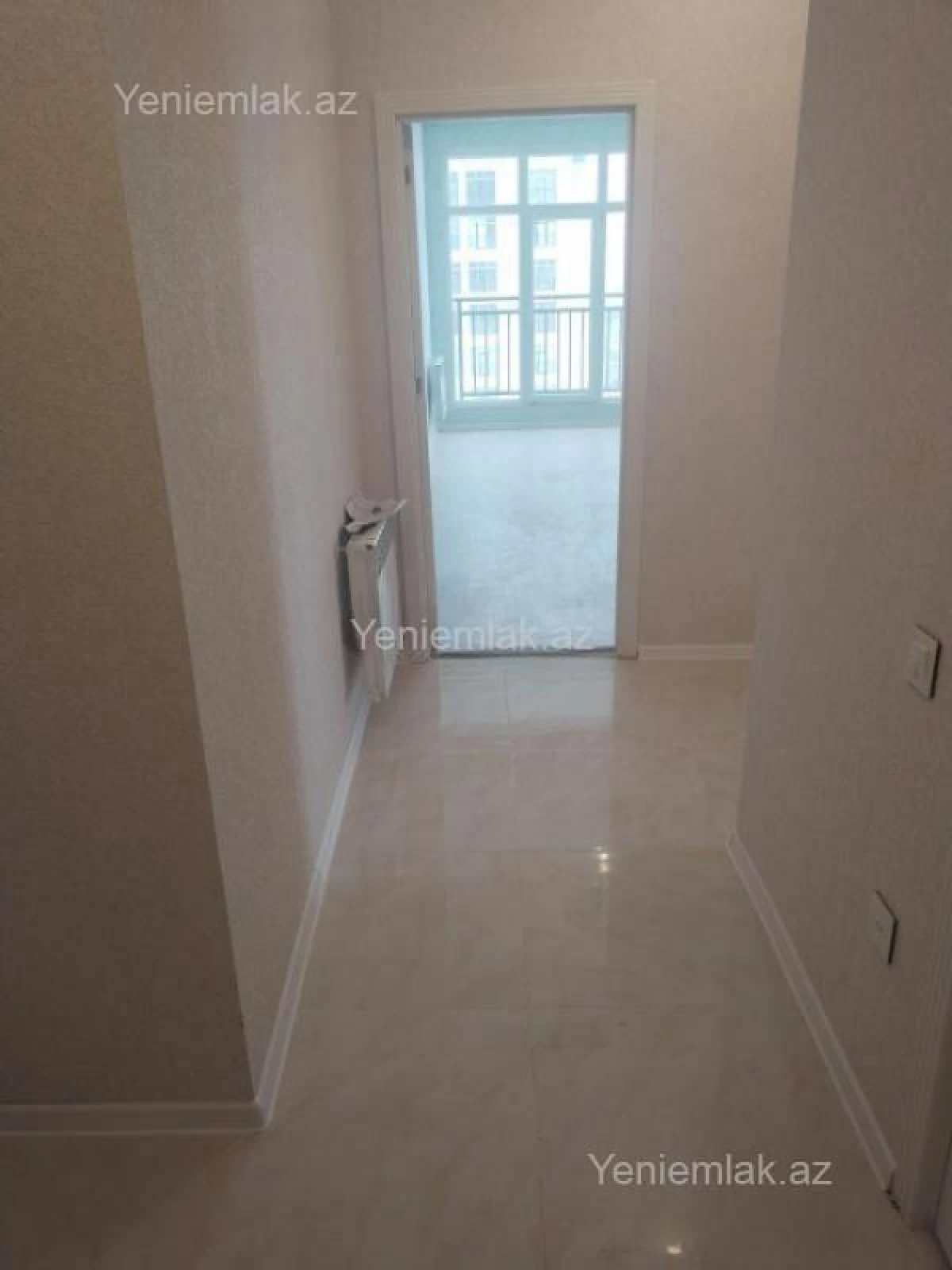 Satılır 3 otaqlı yeni tikili 75 m²
