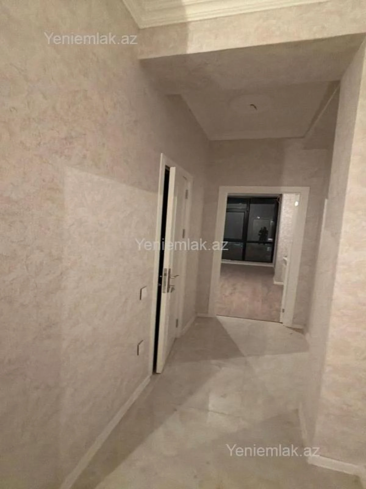 Satılır 3 otaqlı yeni tikili 95 m²