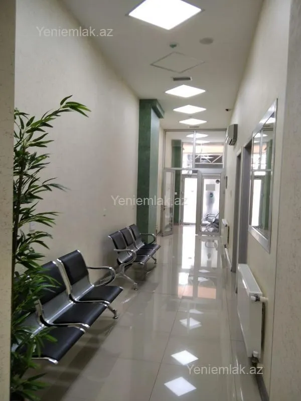 Satılır 11 otaqlı obyekt 270 m²