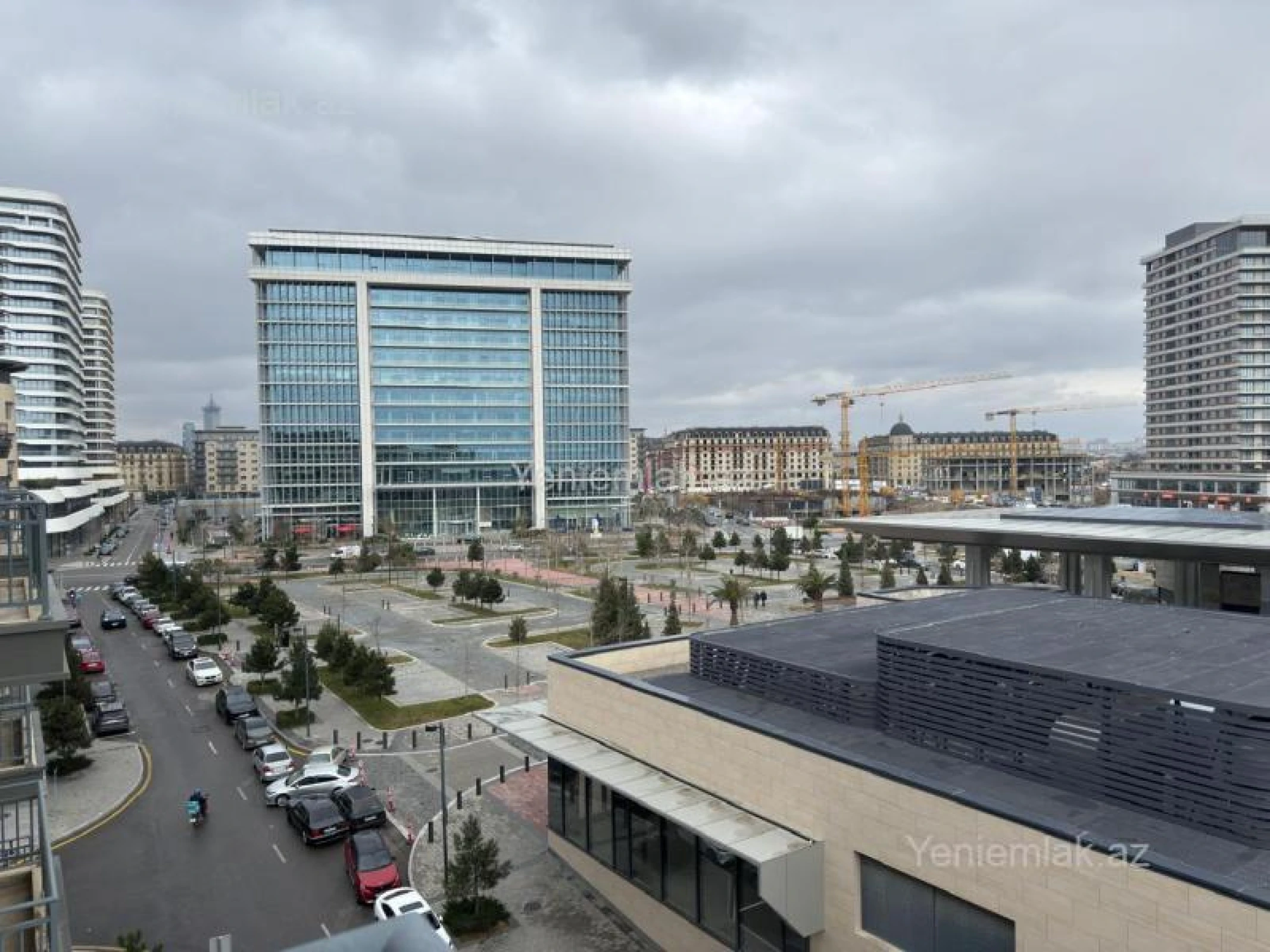 Satılır 5 otaqlı yeni tikili 195 m²