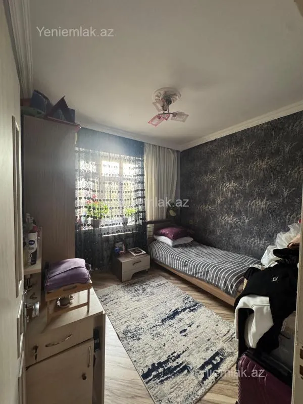 Satılır 3 otaqlı köhnə tikili 68 m²