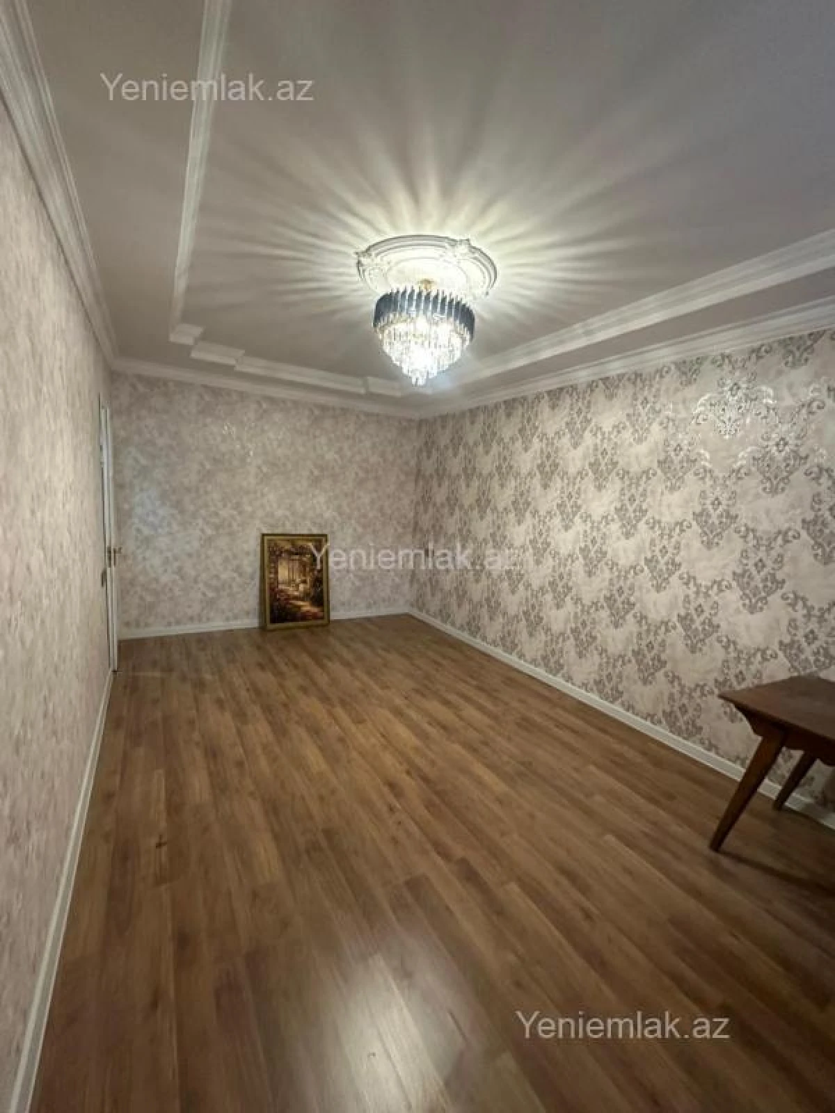 Satılır 2 otaqlı köhnə tikili 50 m²