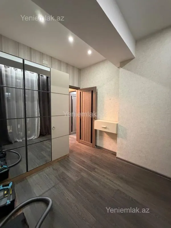 Satılır 2 otaqlı yeni tikili 52 m²