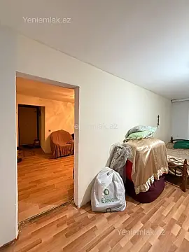 Satılır 2 otaqlı köhnə tikili 45 m²