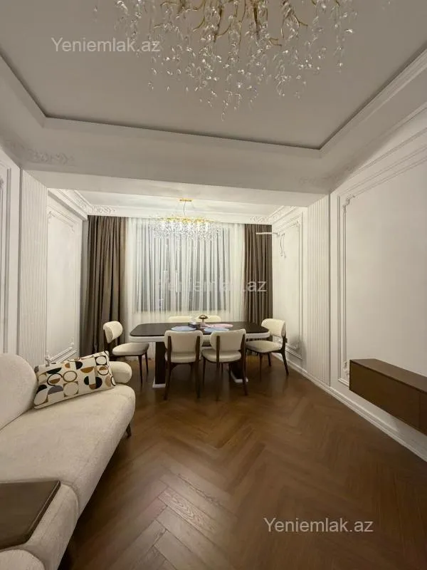 Satılır 3 otaqlı yeni tikili 118 m²