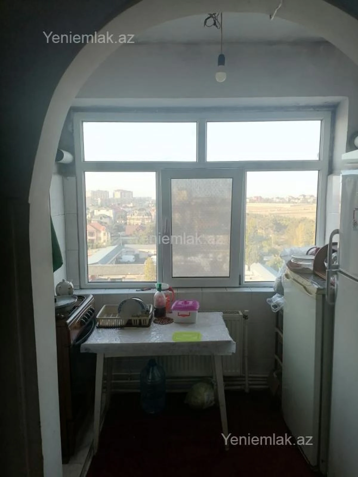 Satılır 9 otaqlı köhnə tikili 80 m²