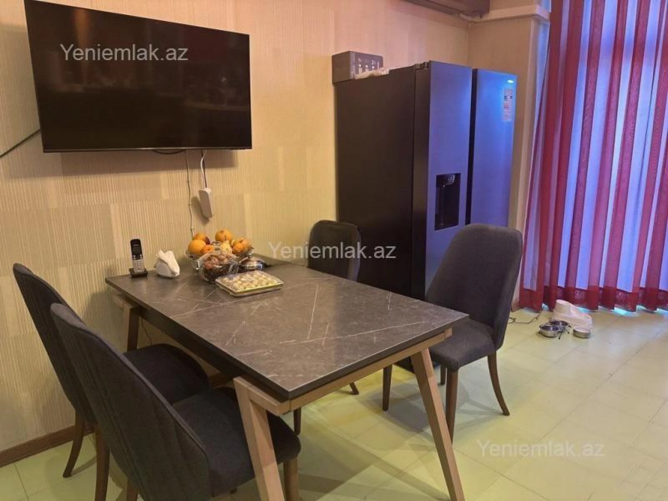 Satılır 3 otaqlı yeni tikili 130 m²