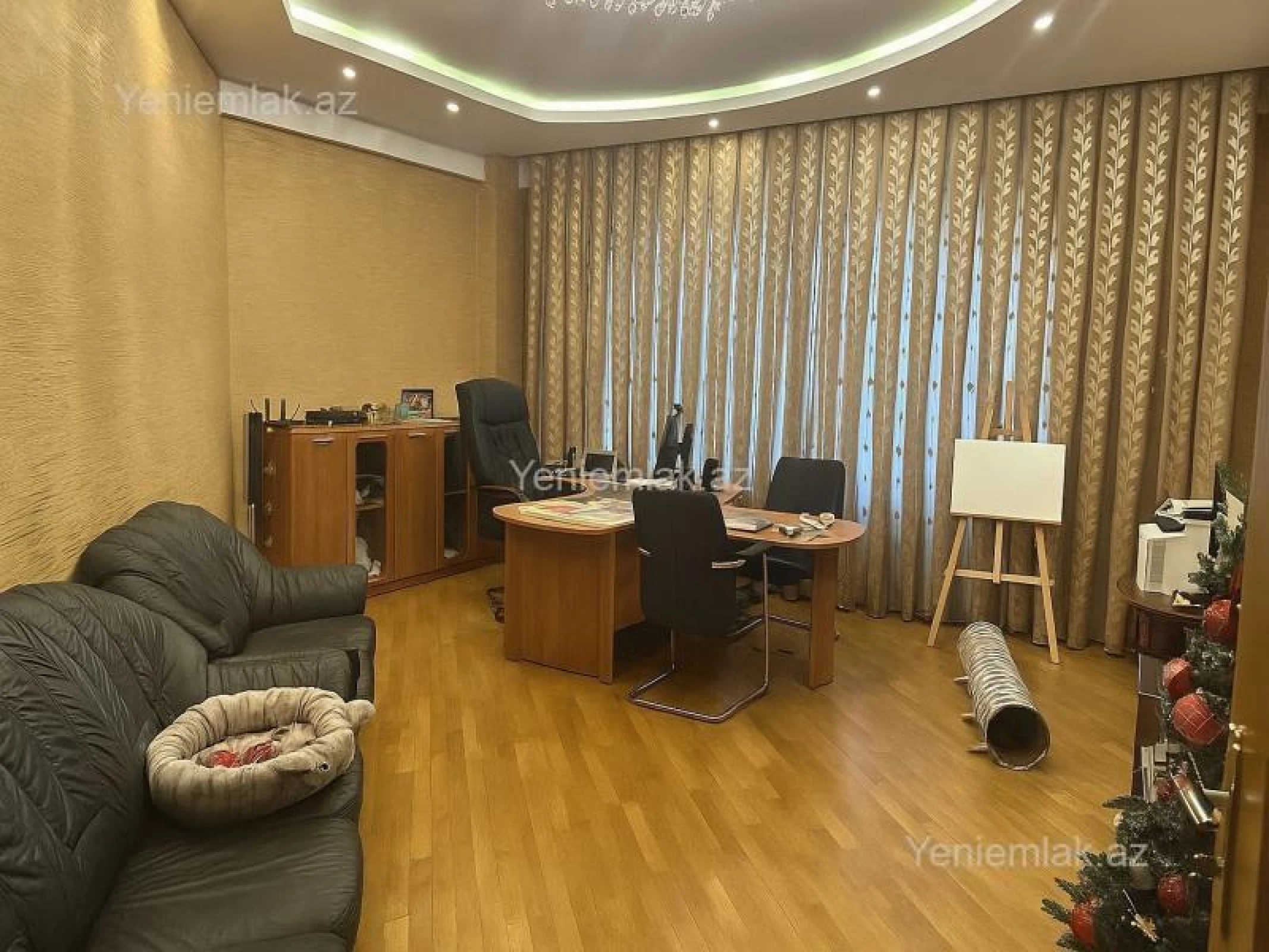 Satılır 3 otaqlı yeni tikili 130 m²