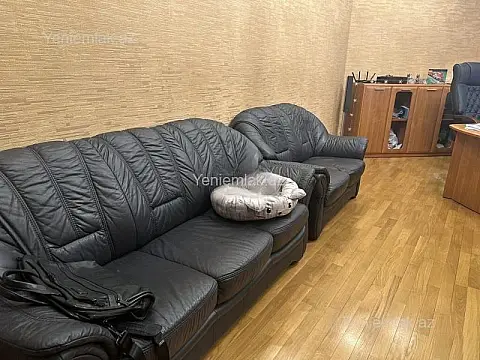 Satılır 3 otaqlı yeni tikili 130 m²