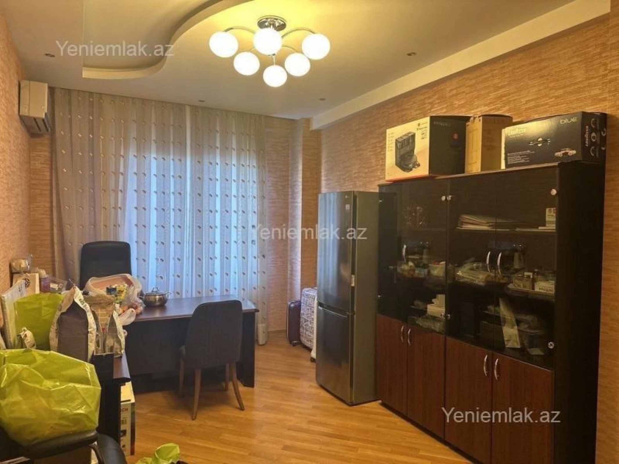 Satılır 3 otaqlı yeni tikili 130 m²