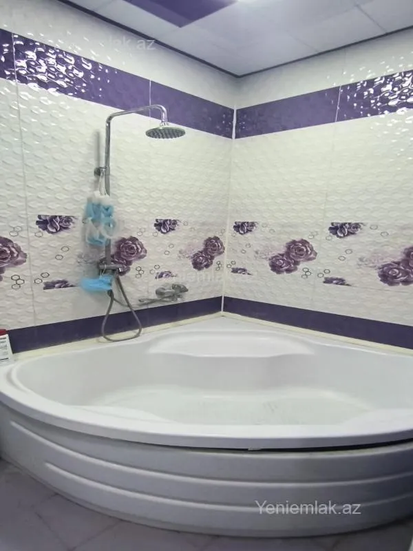 Satılır 3 otaqlı yeni tikili 105 m²