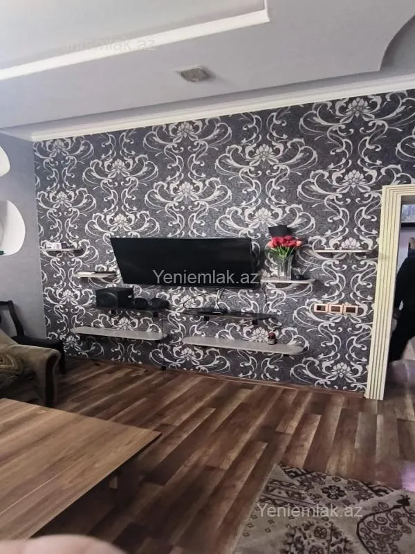 Satılır 3 otaqlı yeni tikili 105 m²
