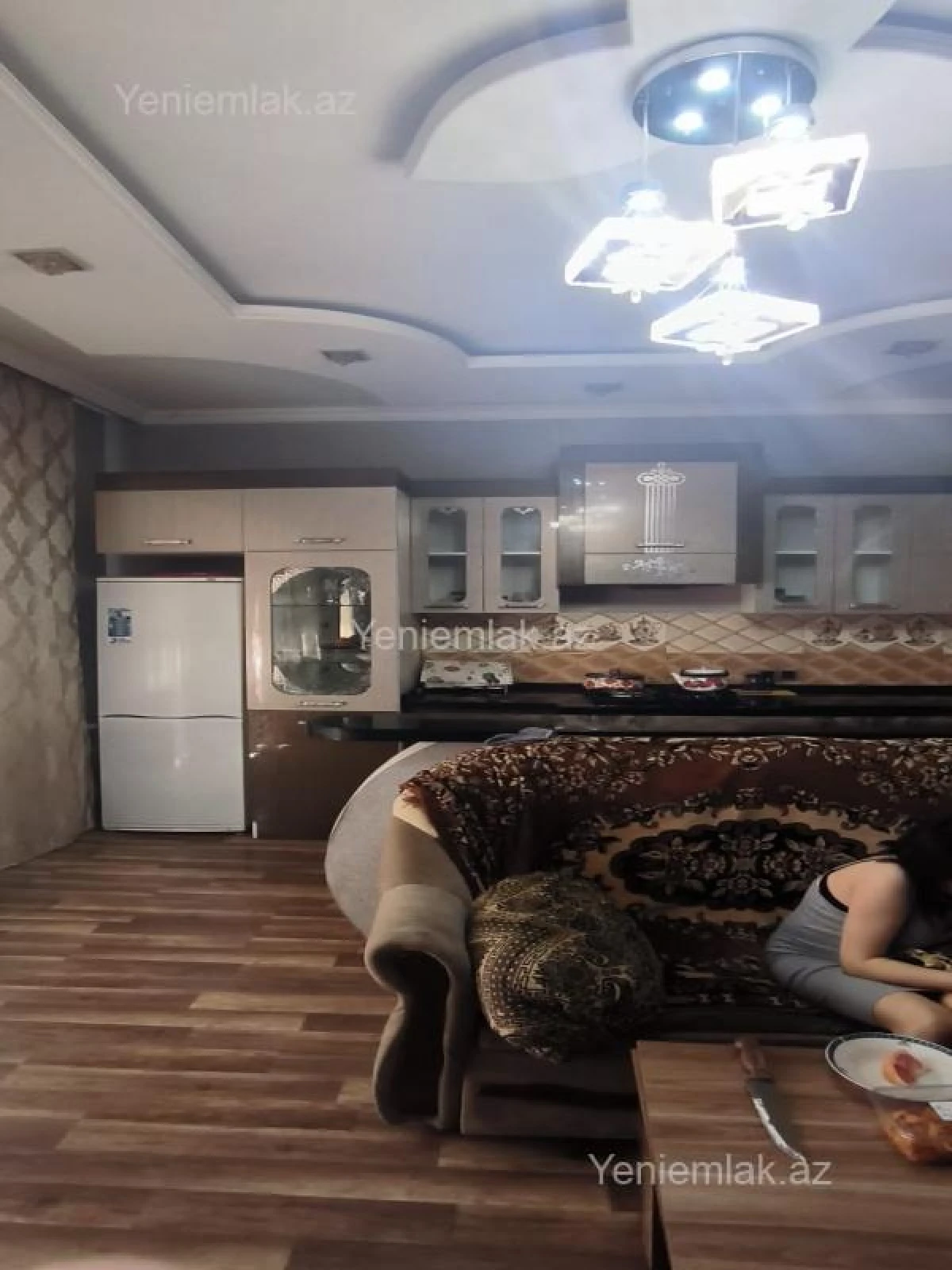 Satılır 3 otaqlı yeni tikili 105 m²