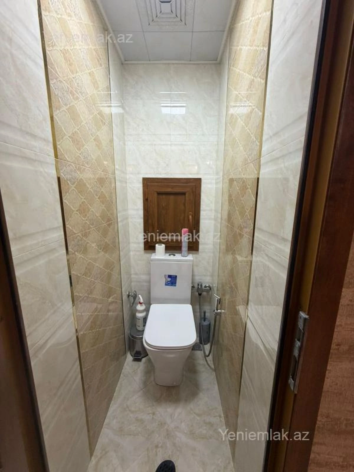 Satılır 4 otaqlı köhnə tikili 90 m²