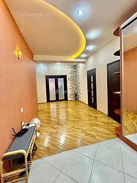 Satılır 3 otaqlı yeni tikili 150 m²