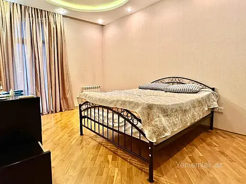 Satılır 3 otaqlı yeni tikili 150 m²