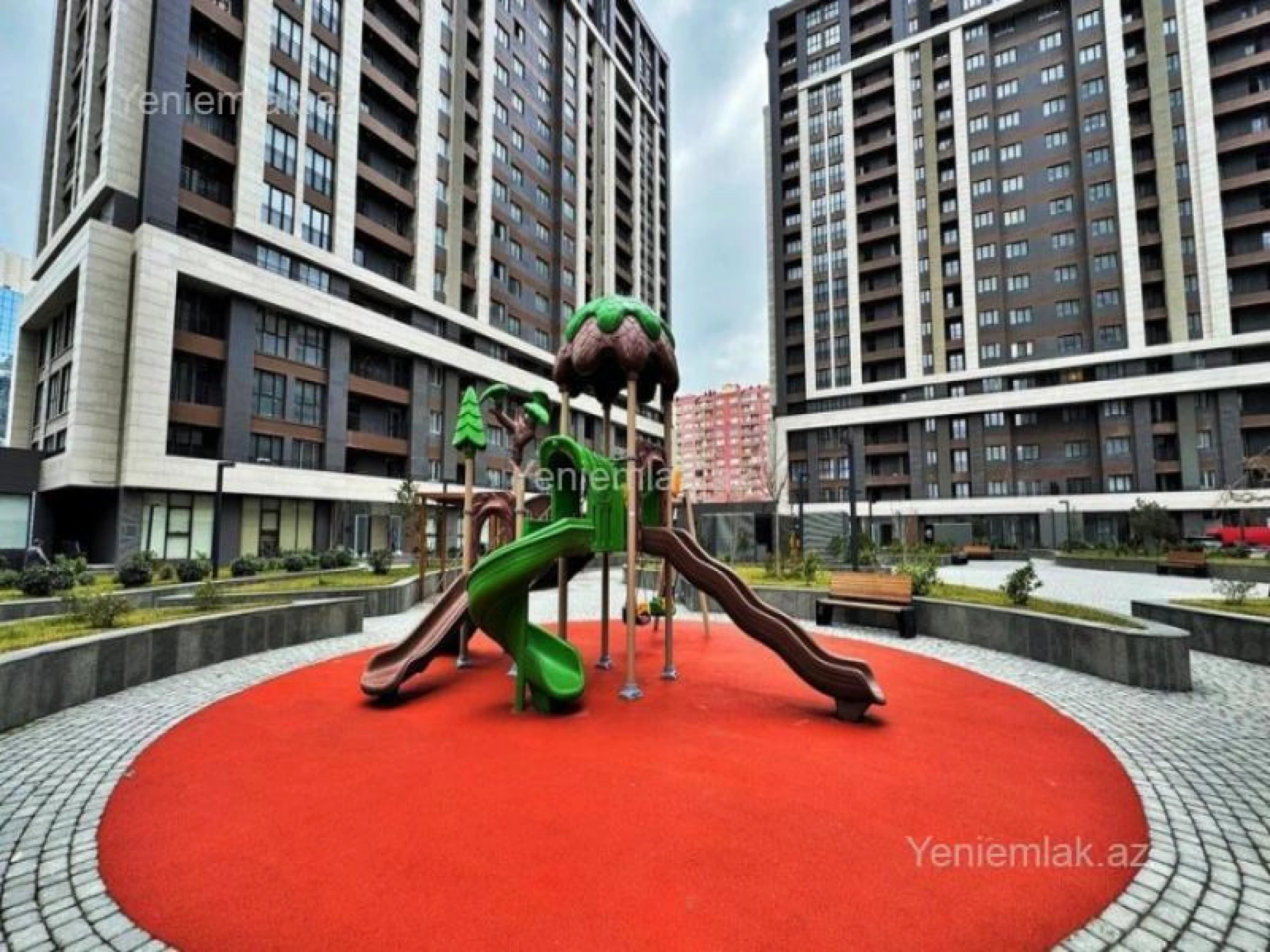 Satılır 2 otaqlı yeni tikili 68 m²