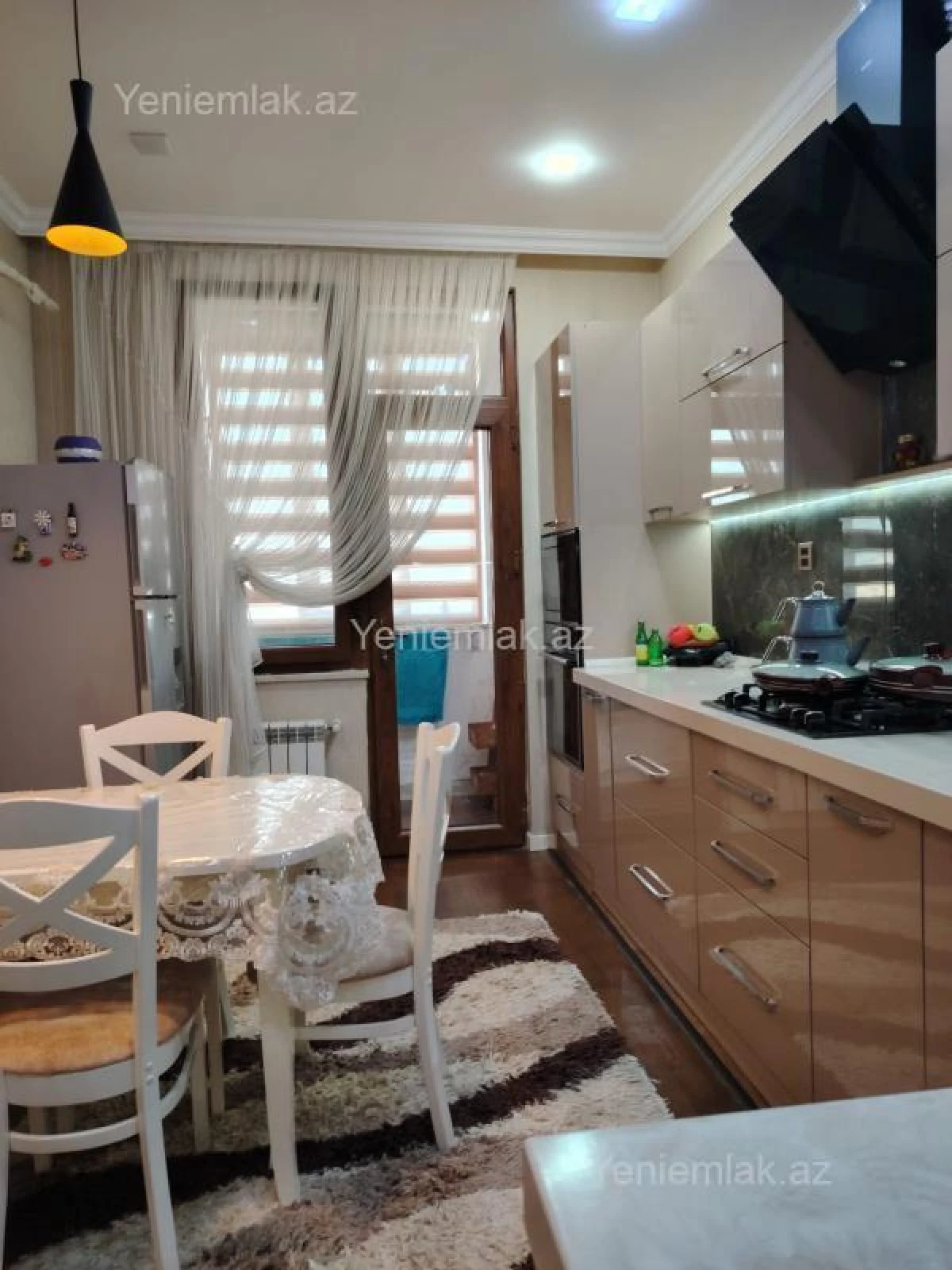 Satılır 3 otaqlı yeni tikili 120 m²