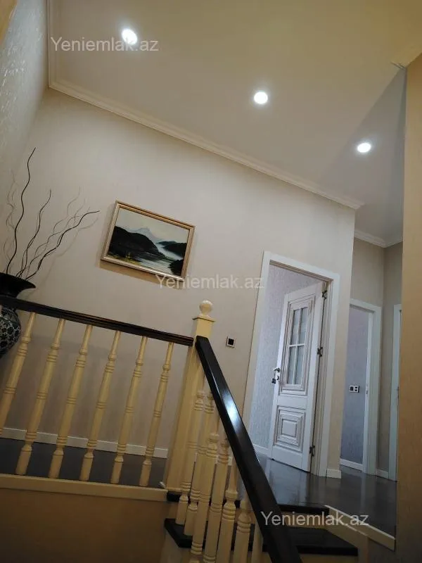 Satılır 3 otaqlı yeni tikili 120 m²