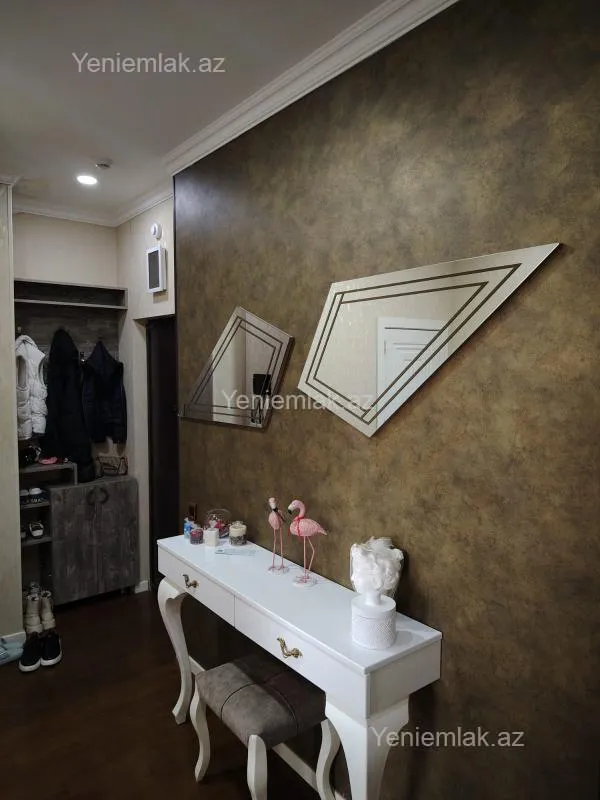 Satılır 3 otaqlı yeni tikili 120 m²