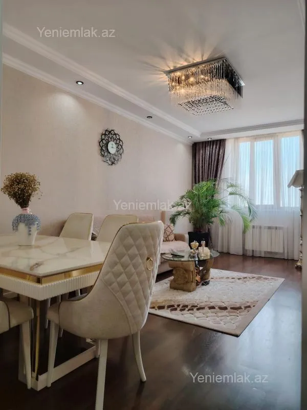Satılır 3 otaqlı yeni tikili 120 m²