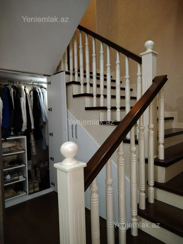 Satılır 3 otaqlı yeni tikili 120 m²