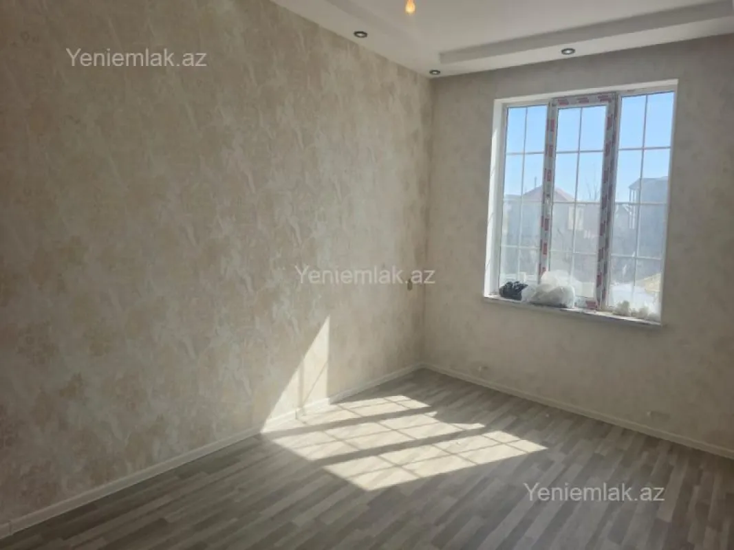 Satılır 4 otaqlı həyət evi 90 m²