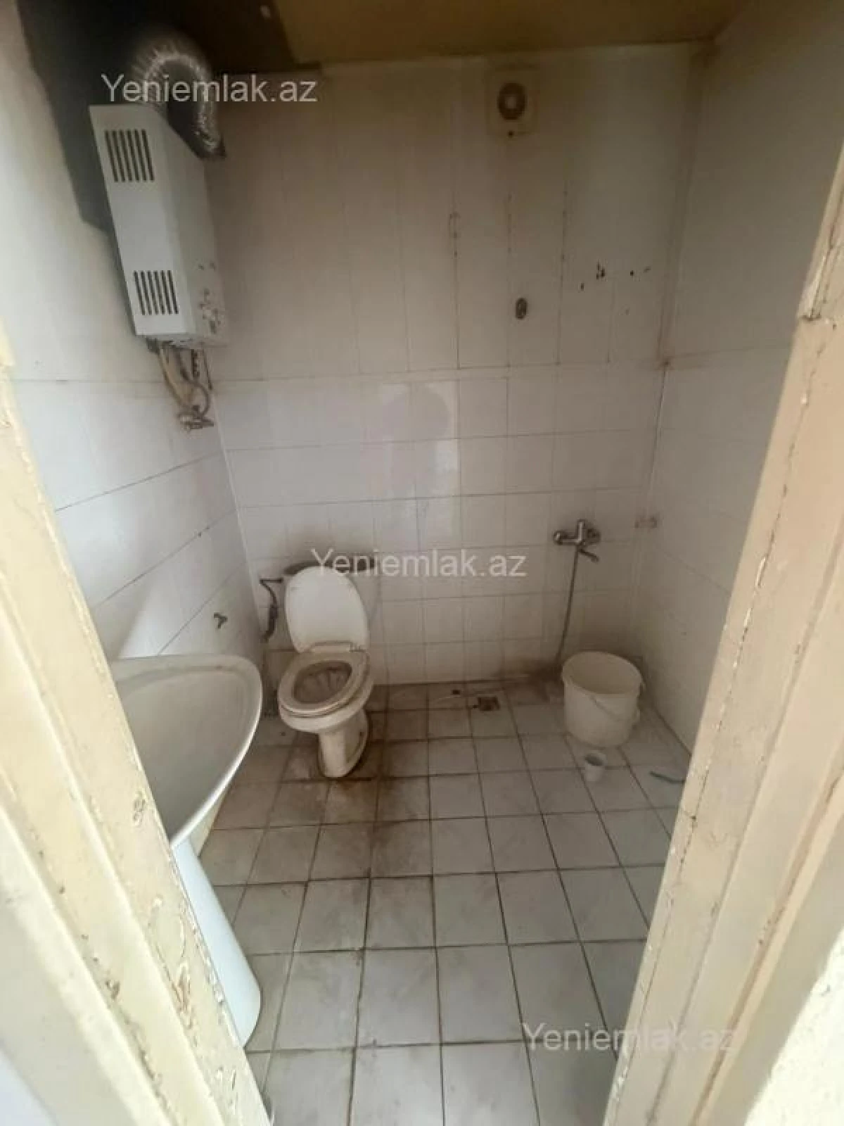 Satılır 1 otaqlı köhnə tikili 40 m²