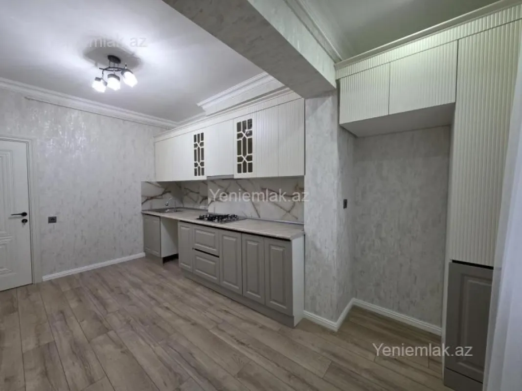 Satılır 2 otaqlı köhnə tikili 55 m²