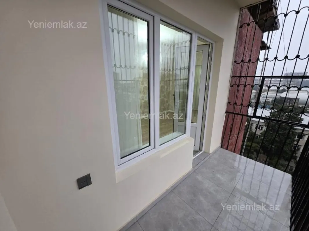 Satılır 2 otaqlı köhnə tikili 55 m²