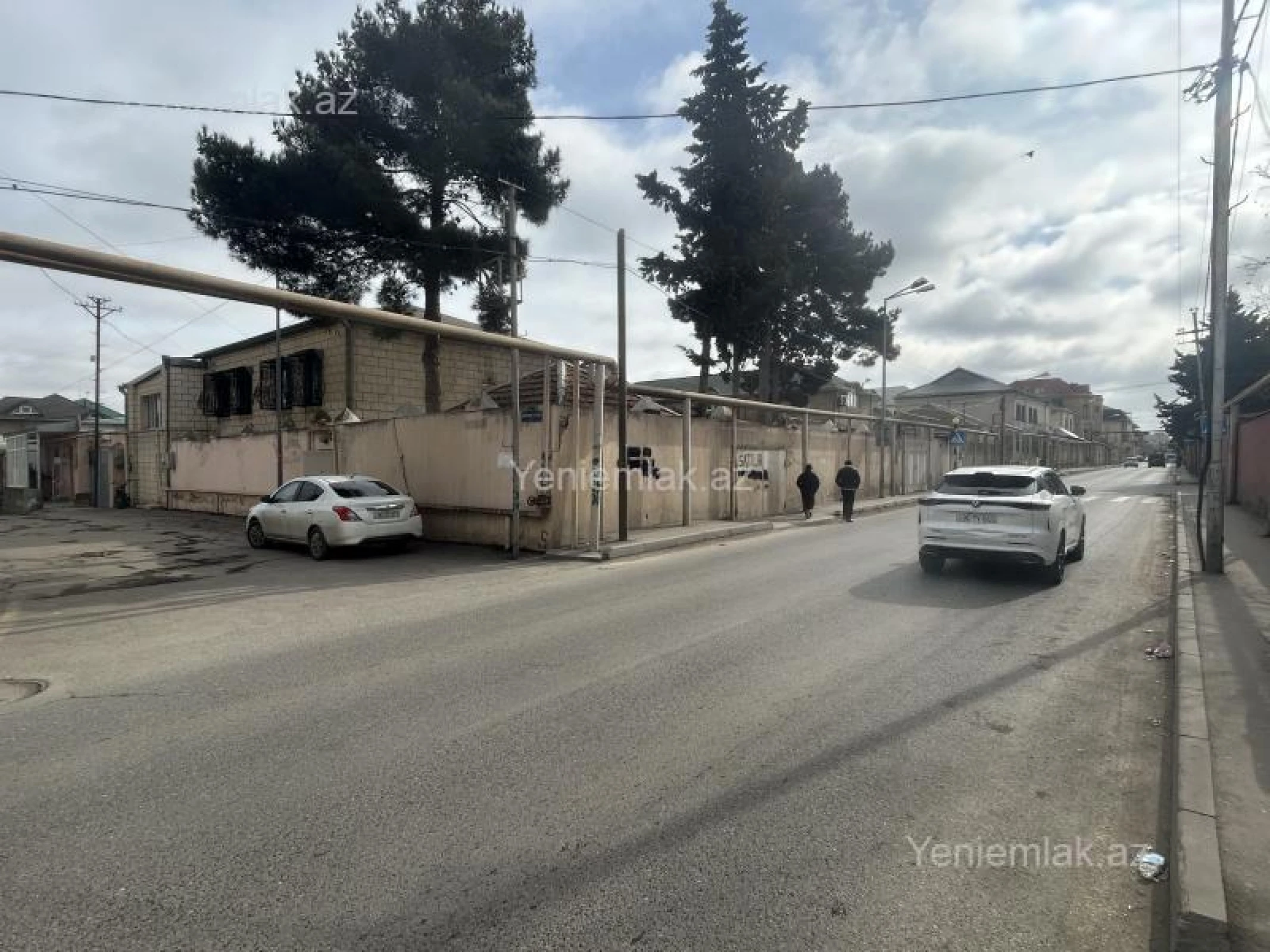 Satılır 6 otaqlı həyət evi 240 m²